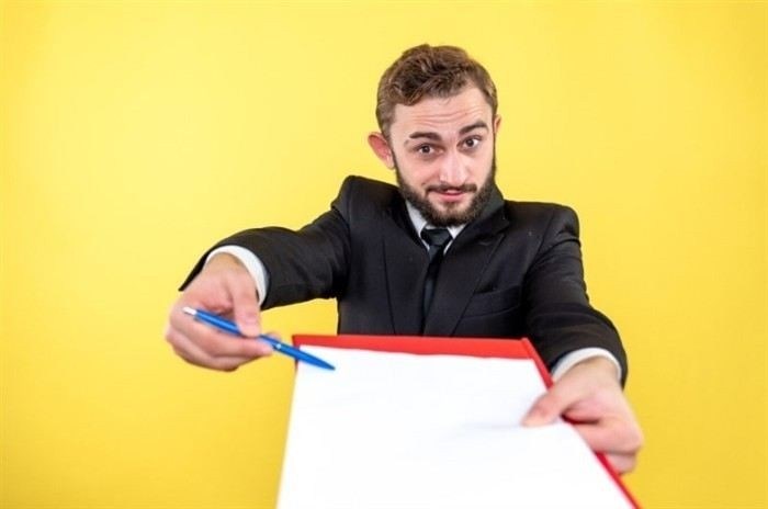 Как правильно подать заявление об увольнении по собственному желанию