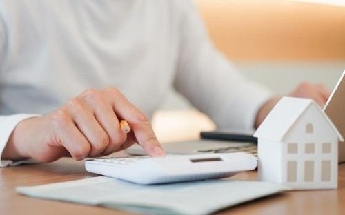 Как и когда уплачивается налог с продажи земельного участка