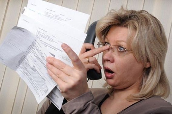 On the prevention of social dependency