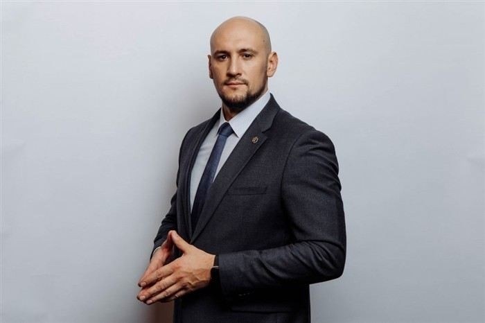 Как определяется доля супруга в наследственном имуществе?