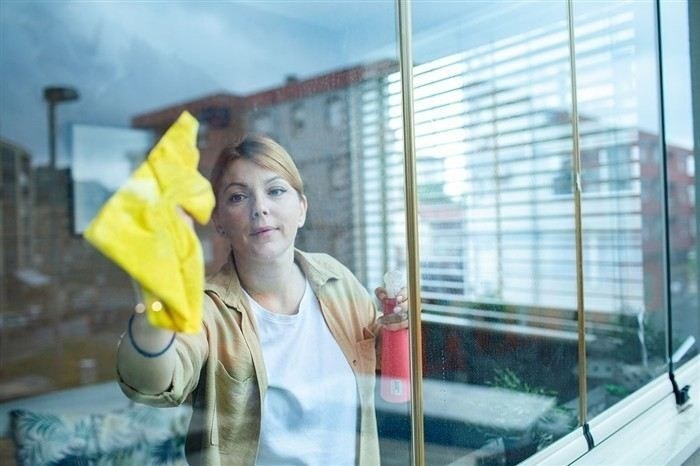 Могут ли отказать незамужней женщине в усыновлении?