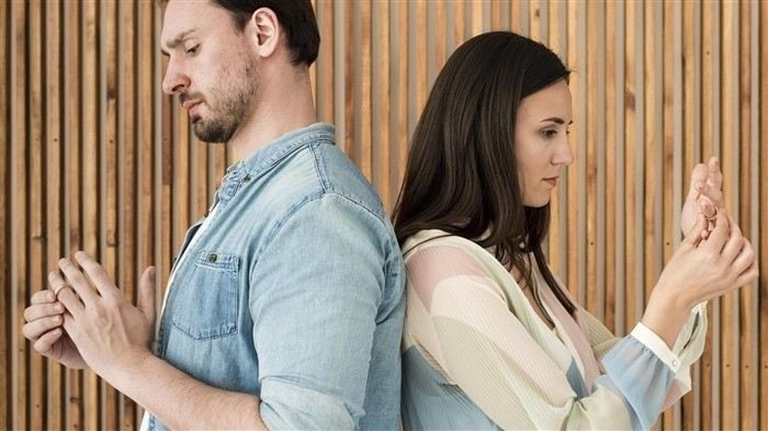 Роль адвоката в процессе развода: когда он необходим и сколько это стоит